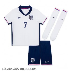 Camisa de Futebol Inglaterra Bukayo Saka #7 Equipamento Principal Infantil Europeu 2024 Manga Curta (+ Calças curtas)